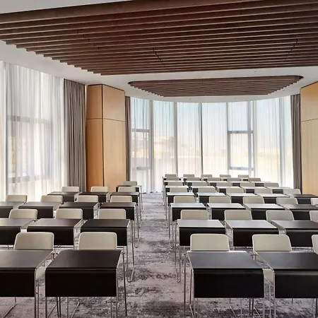 Ac By Marriott Split